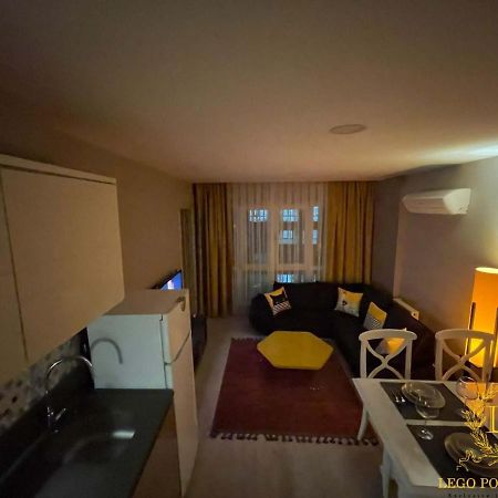 Close Airport,Mall Of Antalya Shopping Center,Tram Station Εξωτερικό φωτογραφία