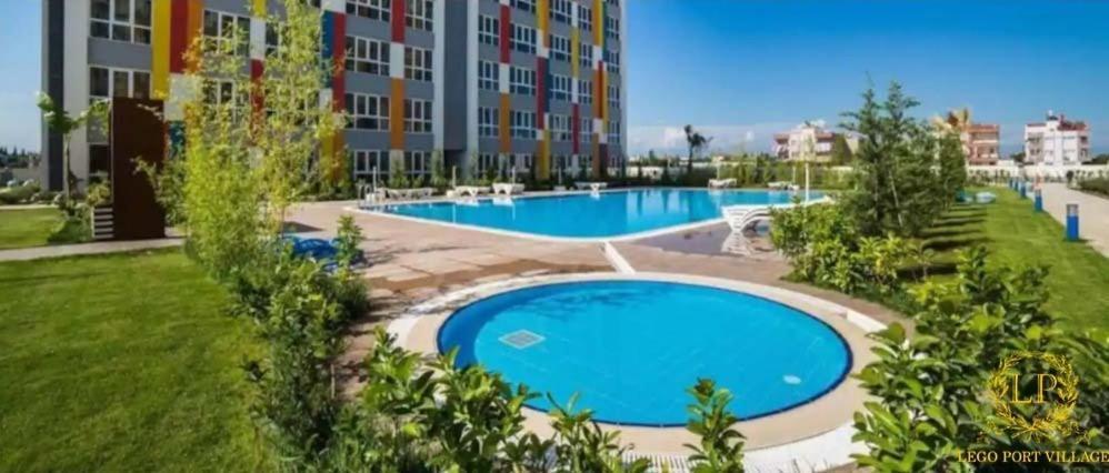Close Airport,Mall Of Antalya Shopping Center,Tram Station Εξωτερικό φωτογραφία